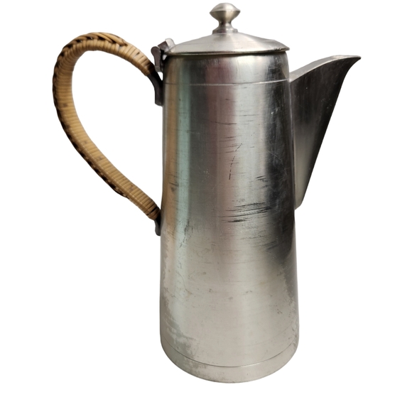 Vintage Royal Selangor Pewter Teapot Wicker Handle - Picture 3 of 10